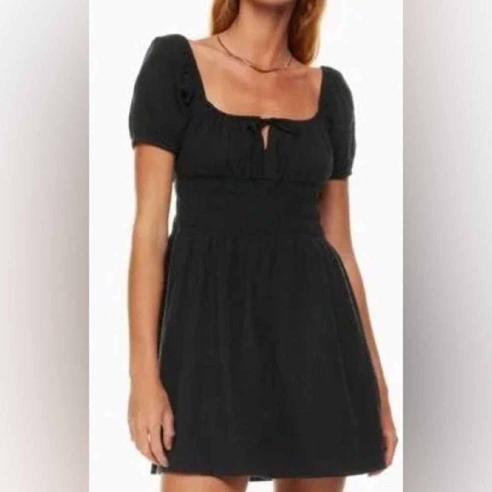 Aritzia Sunday Best Kay Puff Sleeve Smocked 100% Cotton Mini Dress Black Small